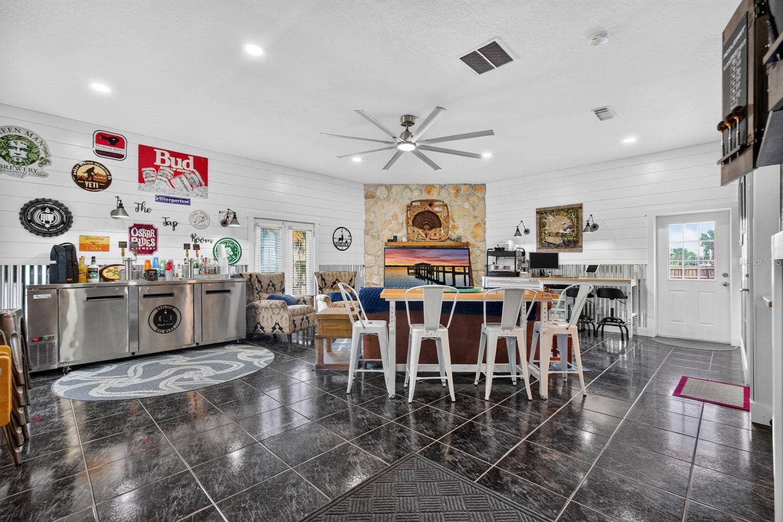 45 ROLLINS DRIVE, Palm Coast, FL 32137 45 ROLLINS DRIVE, Palm Coast, FL 32137