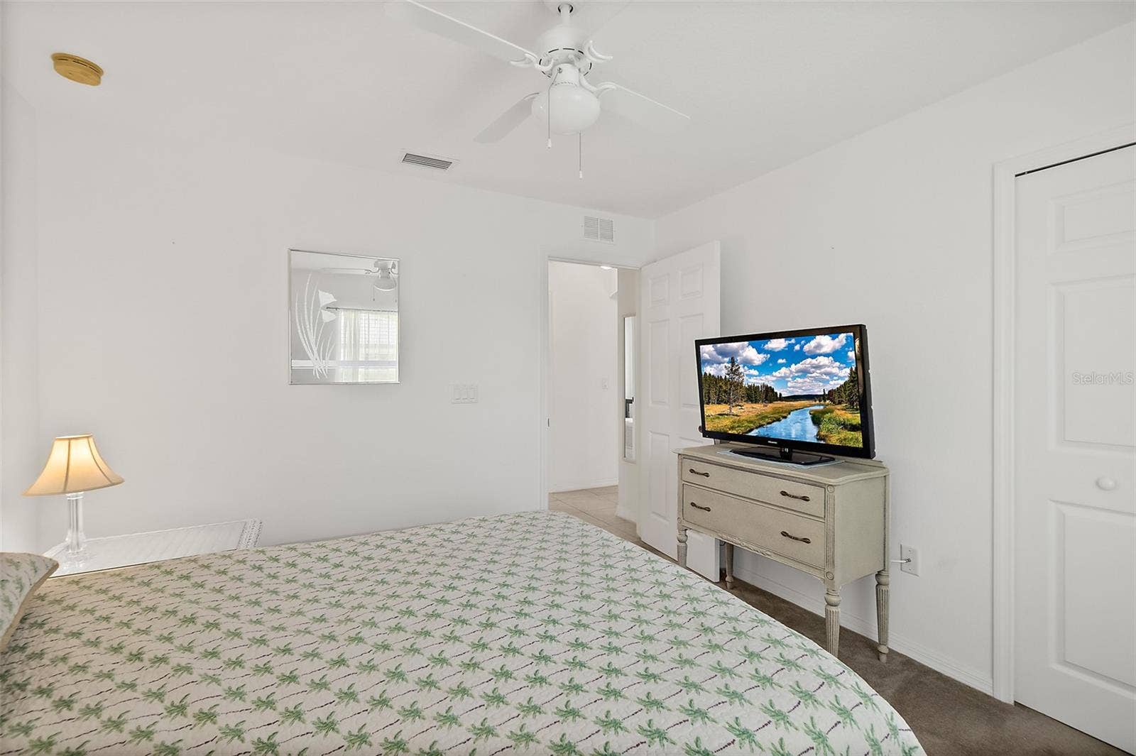 2nd Bedroom