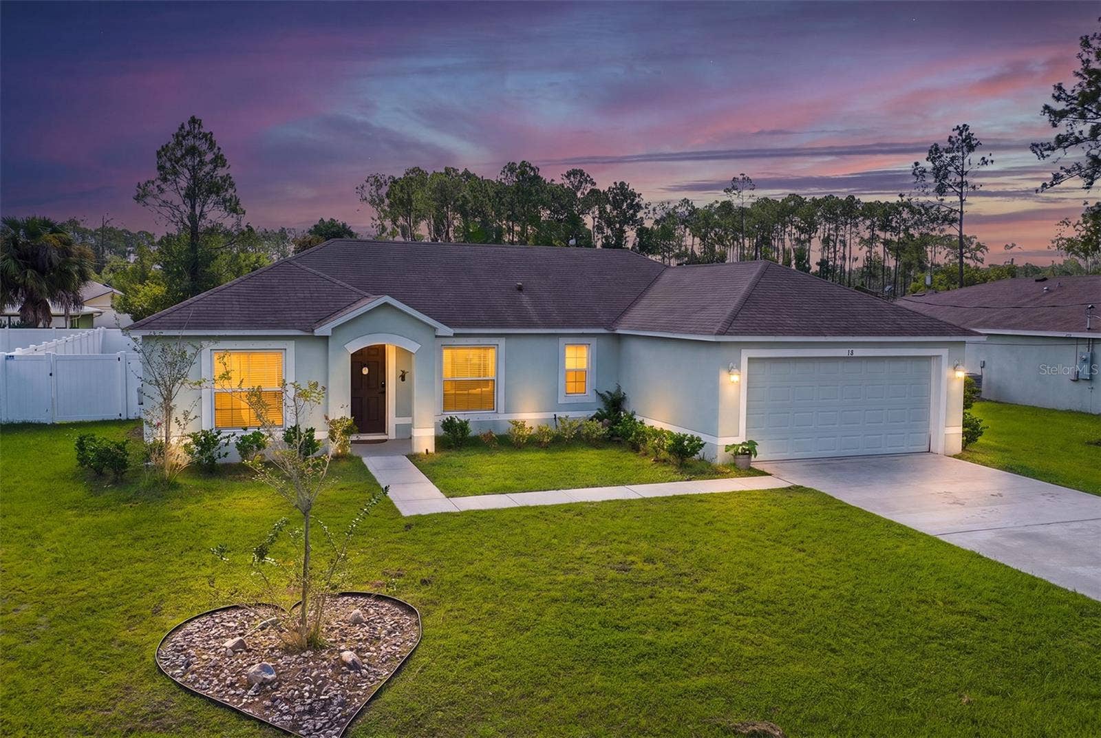 18 POST OAK LANE, Palm Coast, FL 32164 18 POST OAK LANE, Palm Coast, FL 32164
