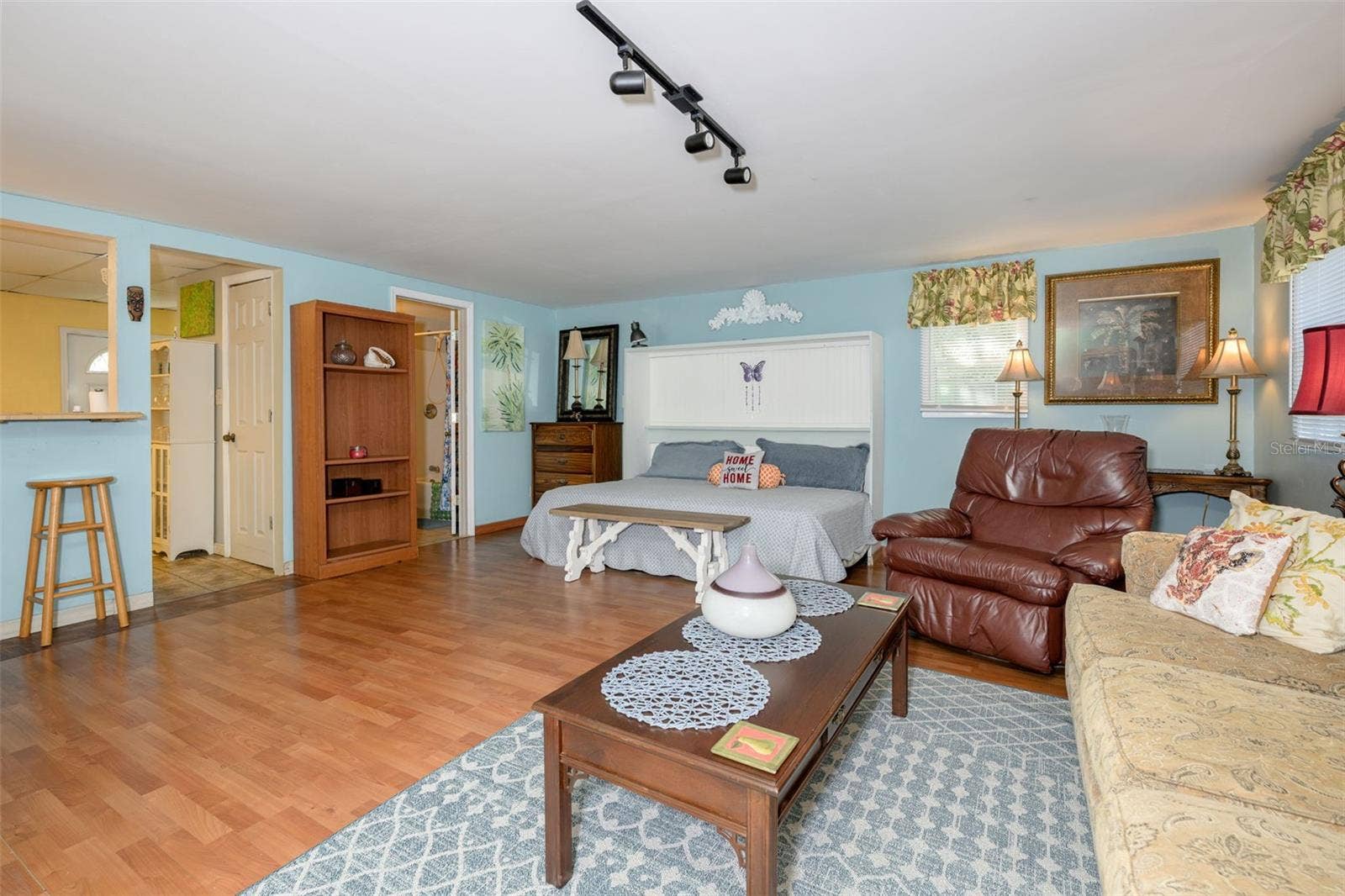 1523 S DAYTONA AVENUE, Flagler Beach, FL 32136 mother-in-law/cottage