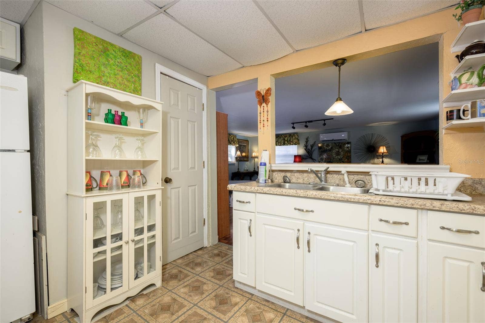 1523 S DAYTONA AVENUE, Flagler Beach, FL 32136 mother-in-law/cottage