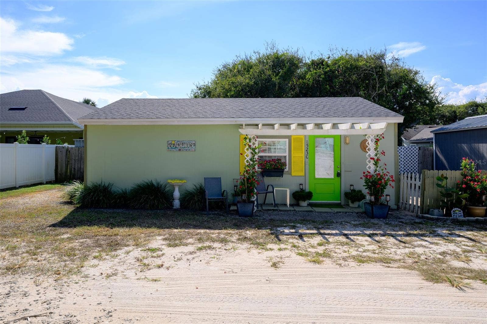 1523 S DAYTONA AVENUE, Flagler Beach, FL 32136 mother-in-law/cottage