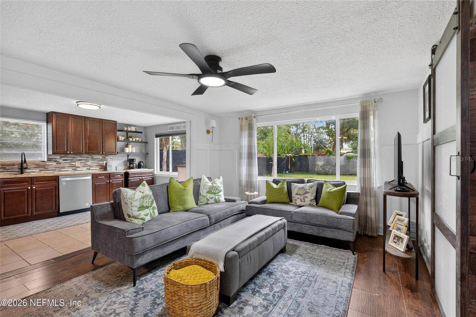 3048 LORMAN DRIVE, Jacksonville, FL 32223
