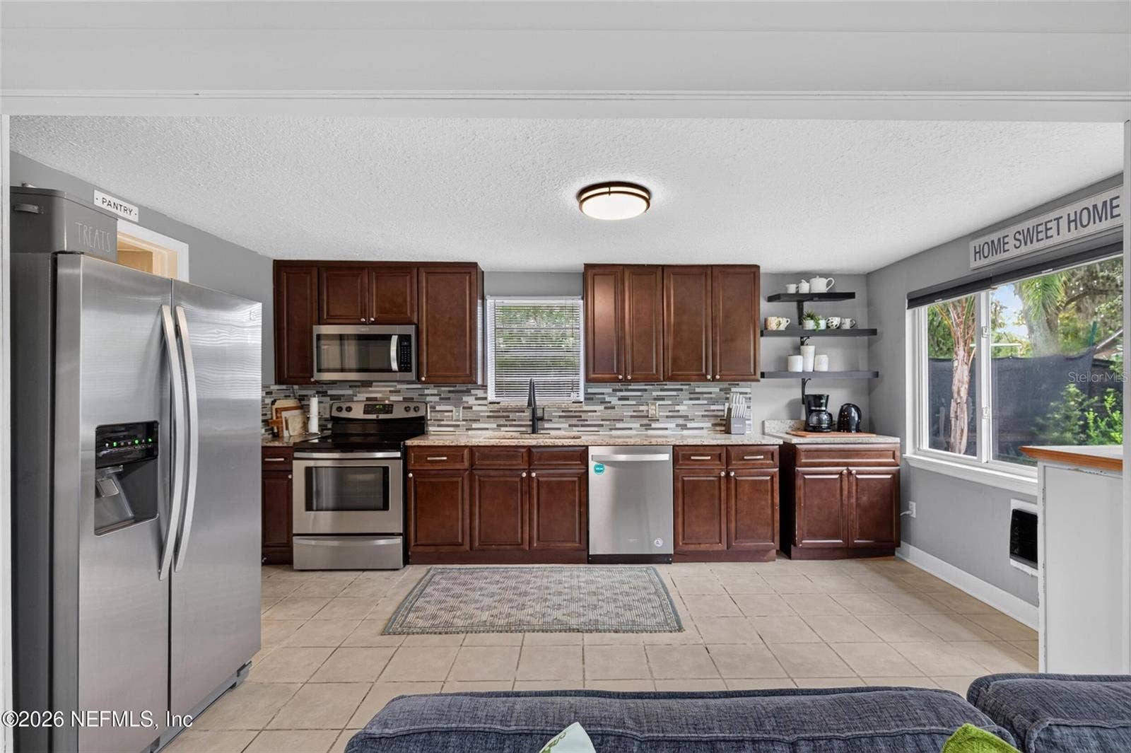 3048 LORMAN DRIVE, Jacksonville, FL 32223