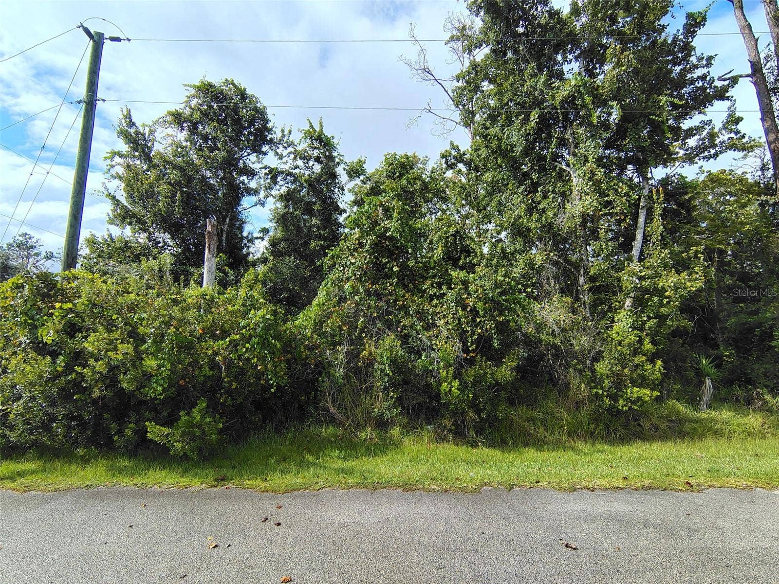 1 KALMAR PLACE, Palm Coast, FL 32164