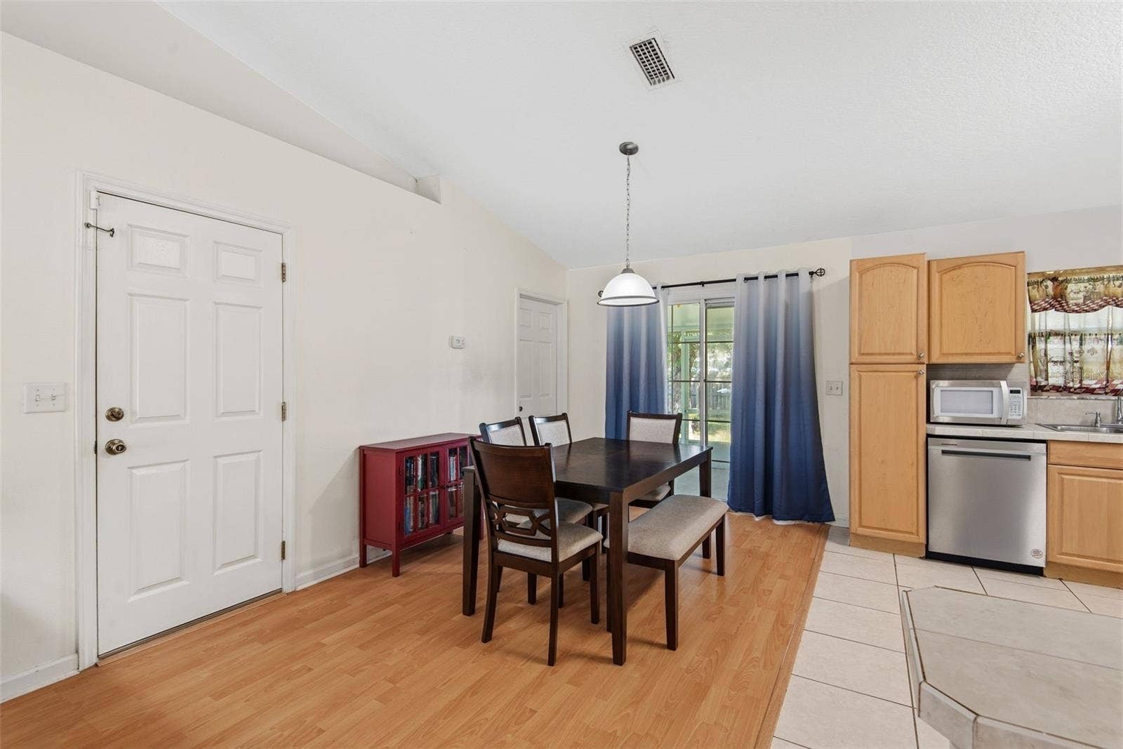 18 SLIPPER FLOWER PATH E, Palm Coast, FL 32164 18 SLIPPER FLOWER PATH E, Palm Coast, FL 32164