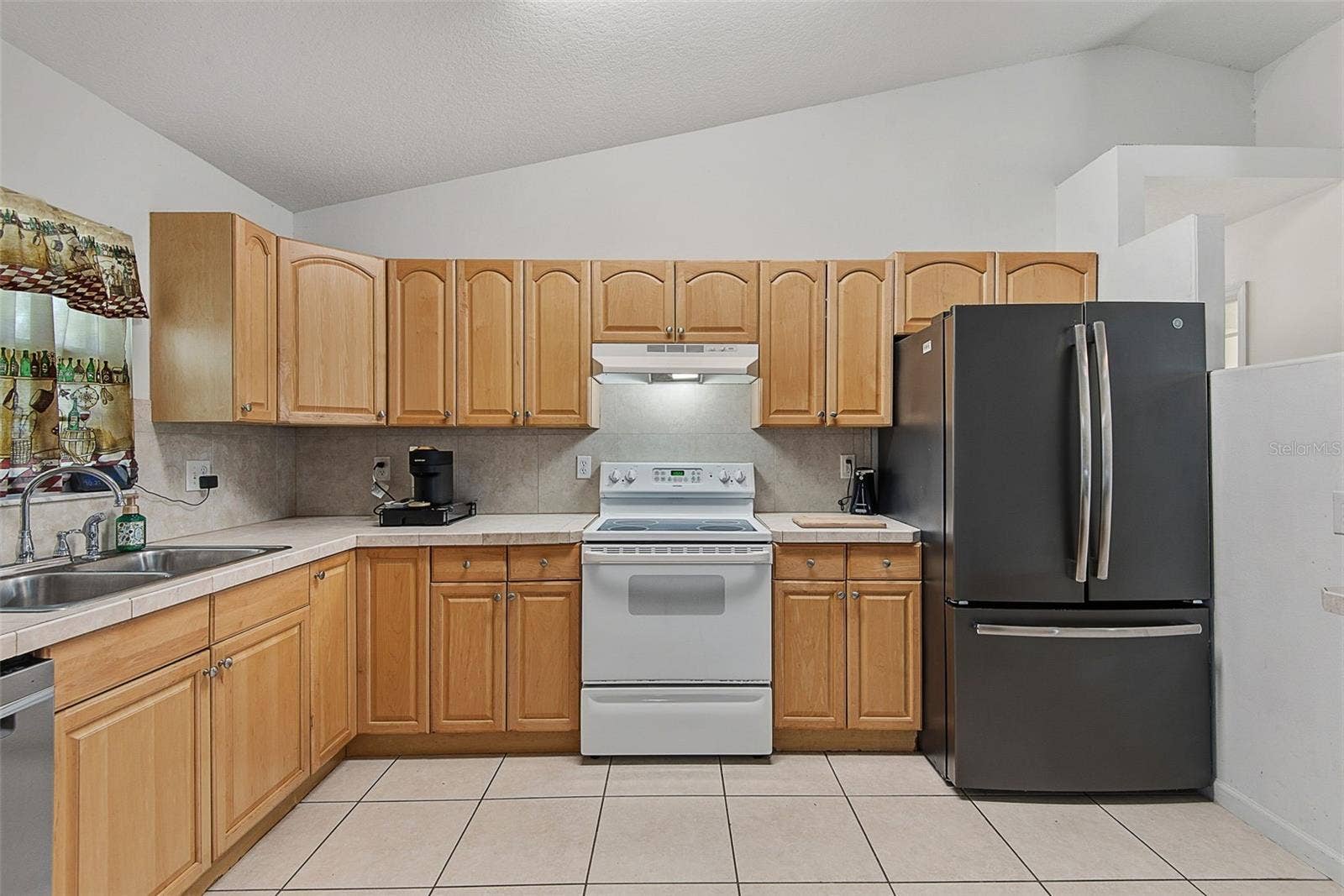 18 SLIPPER FLOWER PATH E, Palm Coast, FL 32164 18 SLIPPER FLOWER PATH E, Palm Coast, FL 32164
