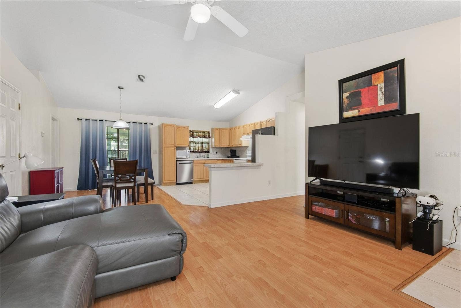 18 SLIPPER FLOWER PATH E, Palm Coast, FL 32164 18 SLIPPER FLOWER PATH E, Palm Coast, FL 32164