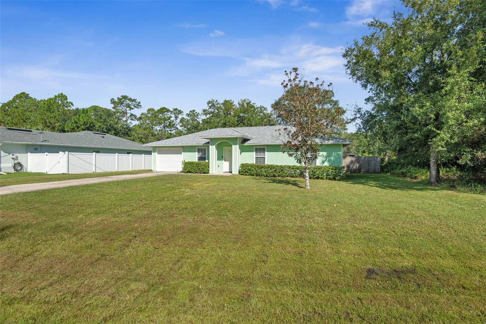 18 SLIPPER FLOWER PATH E, Palm Coast, FL 32164 18 SLIPPER FLOWER PATH E, Palm Coast, FL 32164