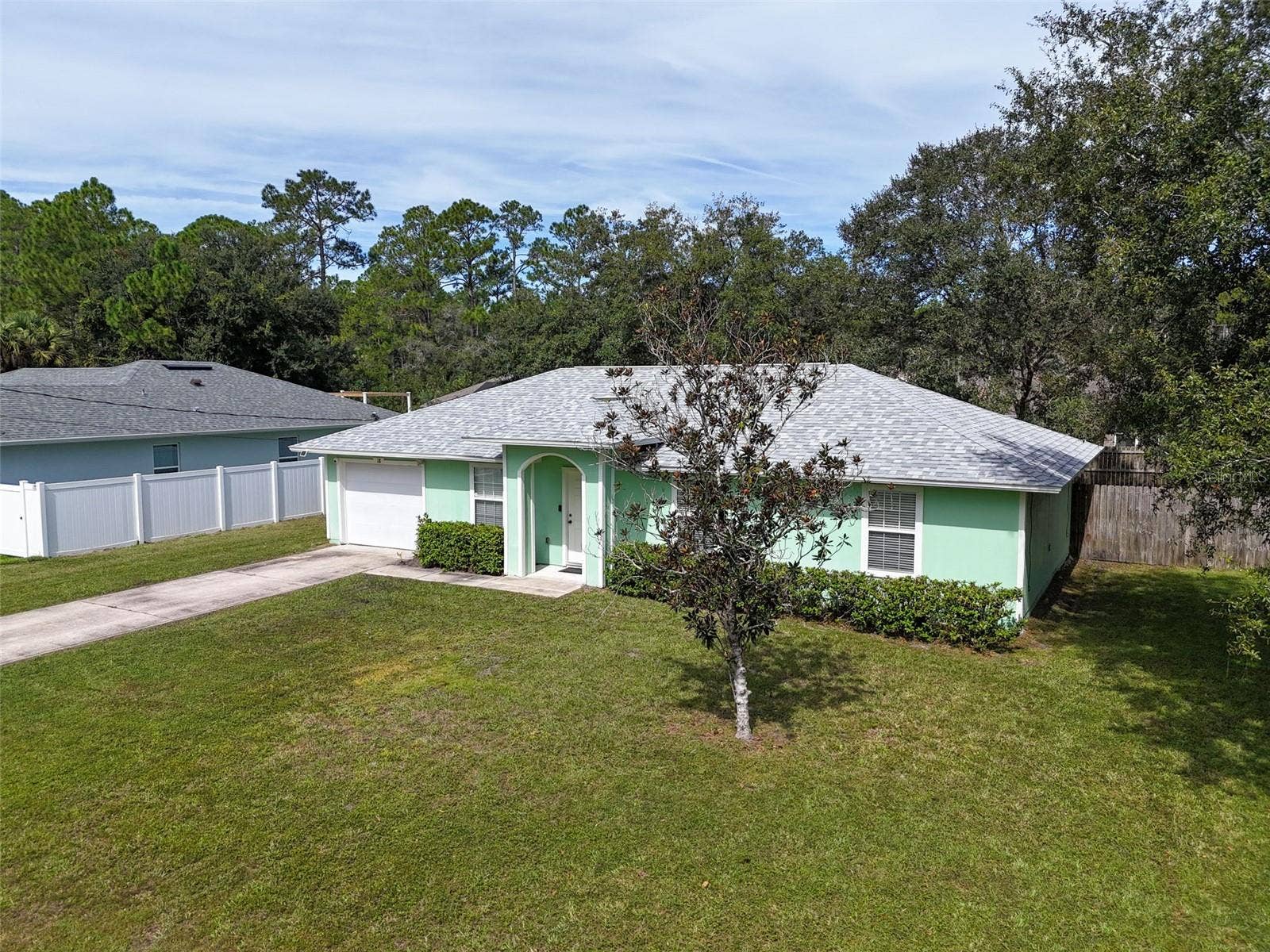 18 SLIPPER FLOWER PATH E, Palm Coast, FL 32164 18 SLIPPER FLOWER PATH E, Palm Coast, FL 32164
