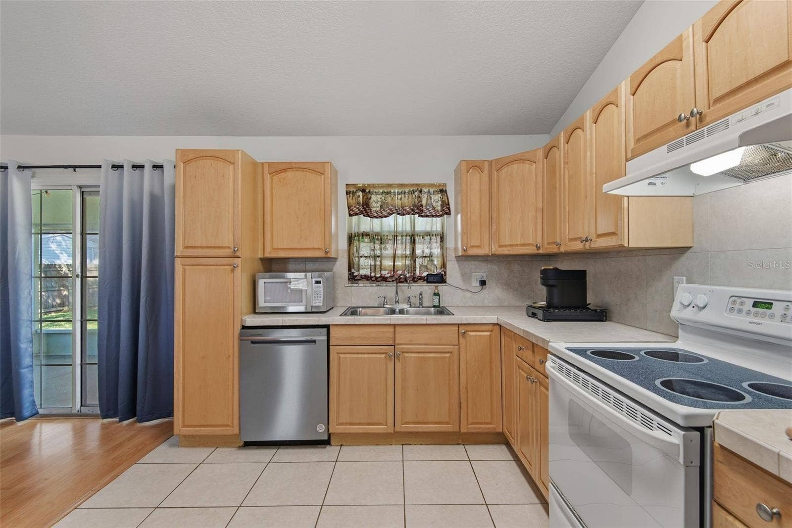 18 SLIPPER FLOWER PATH E, Palm Coast, FL 32164 18 SLIPPER FLOWER PATH E, Palm Coast, FL 32164
