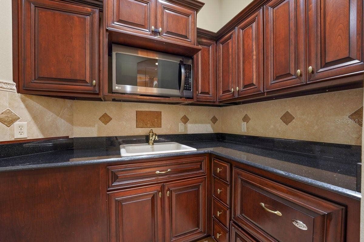 56 OAK VIEW CIRCLE W, Palm Coast, FL 32137 56 OAK VIEW CIRCLE W, Palm Coast, FL 32137