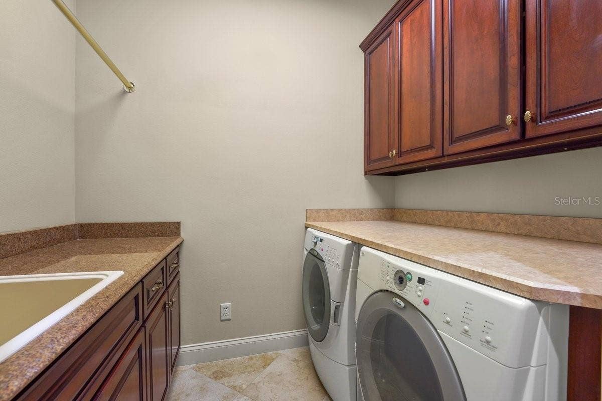 56 OAK VIEW CIRCLE W, Palm Coast, FL 32137 56 OAK VIEW CIRCLE W, Palm Coast, FL 32137
