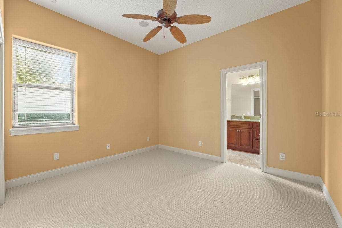 56 OAK VIEW CIRCLE W, Palm Coast, FL 32137 56 OAK VIEW CIRCLE W, Palm Coast, FL 32137