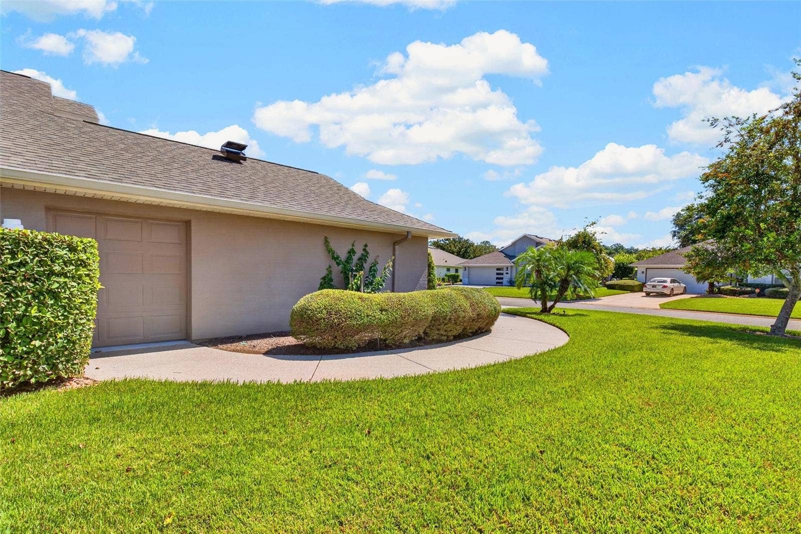 902 BROOKRIDGE LANE, Ormond Beach, FL 32174