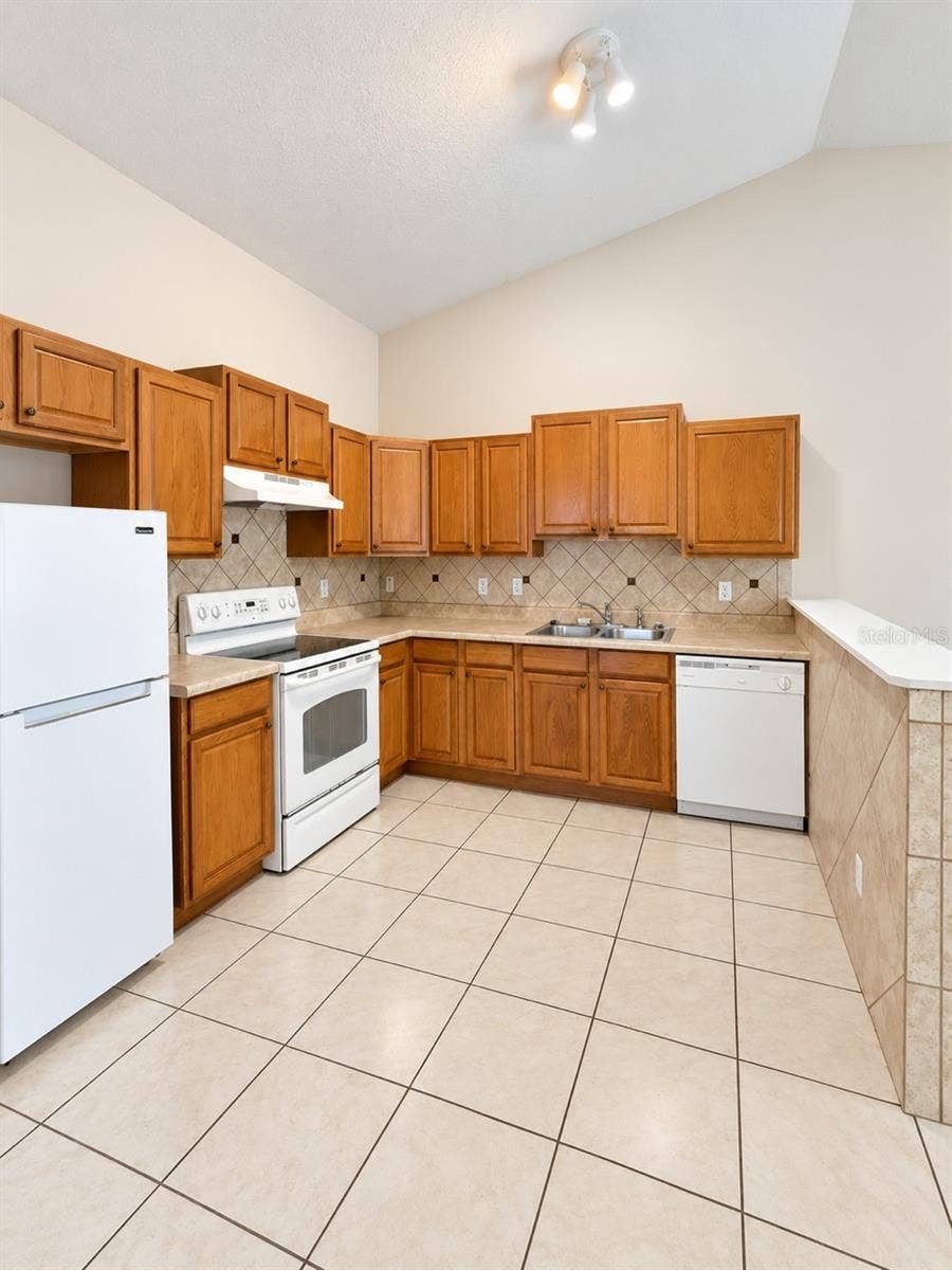6 PLEASANT LANE, Palm Coast, FL 32164