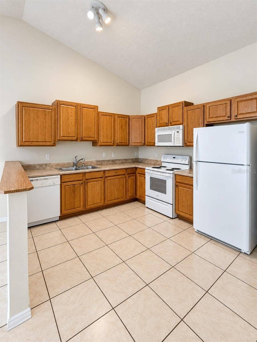 6 PLEASANT LANE, Palm Coast, FL 32164