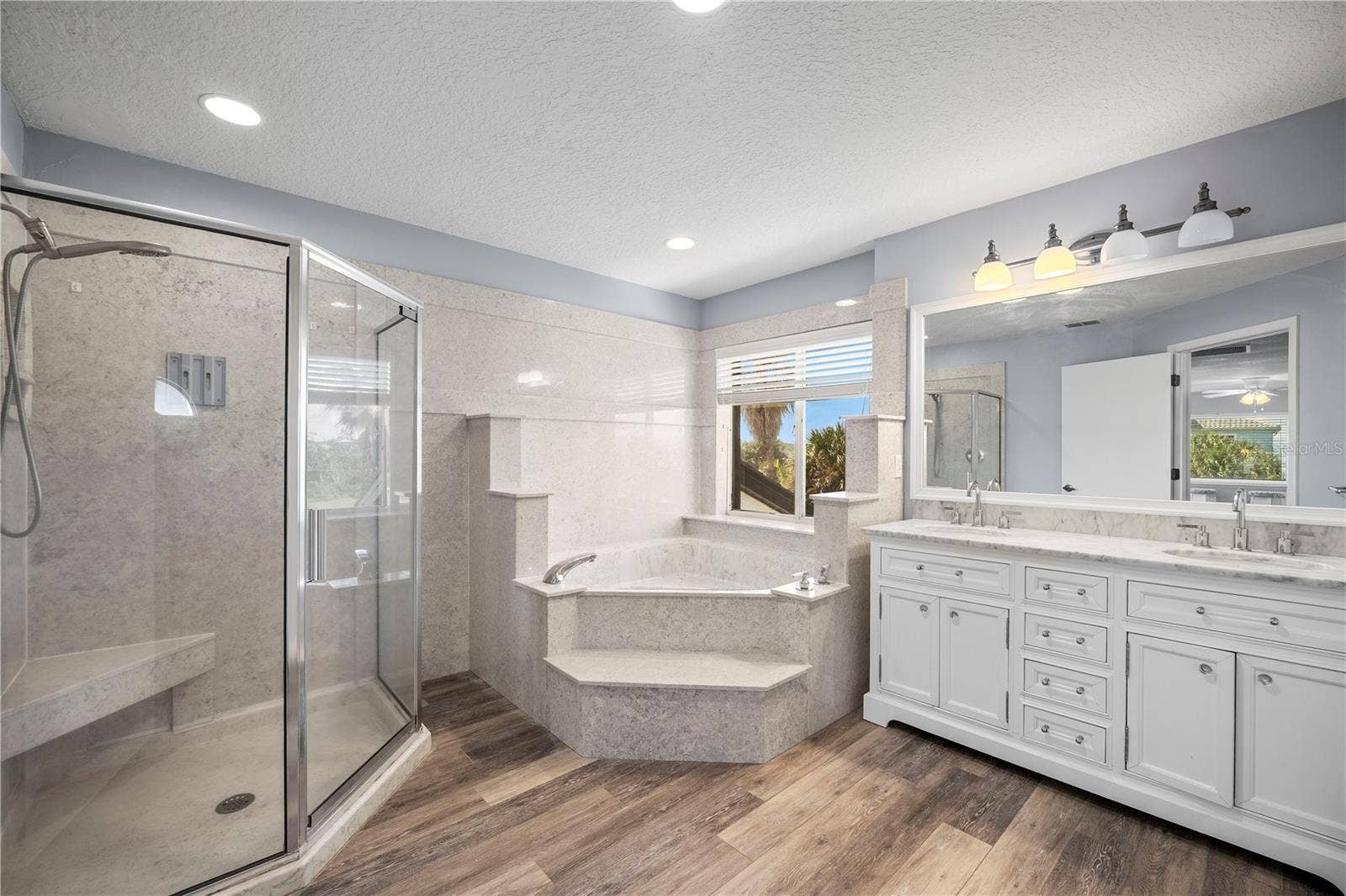 7094 N OCEAN SHORE BOULEVARD, Palm Coast, FL 32137 7094 N OCEAN SHORE BOULEVARD, Palm Coast, FL 32137
