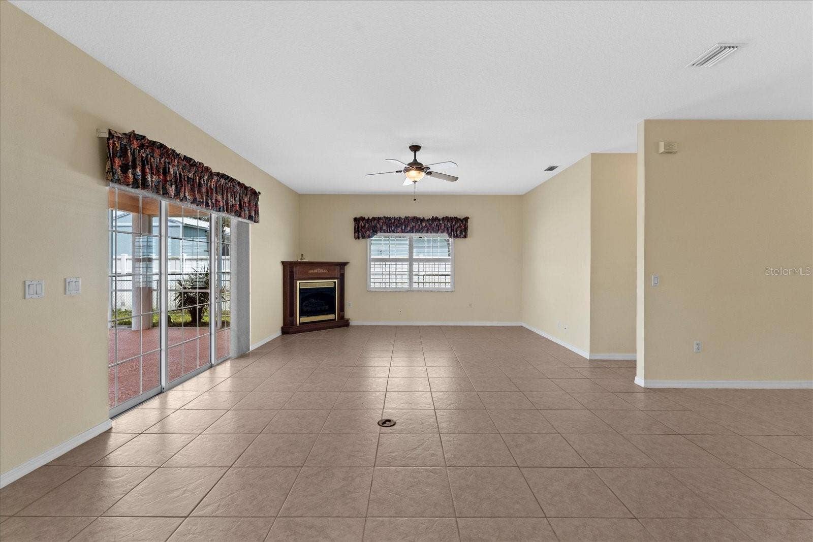 7 BEACHSIDE DRIVE, Palm Coast, FL 32137 7 BEACHSIDE DRIVE, Palm Coast, FL 32137