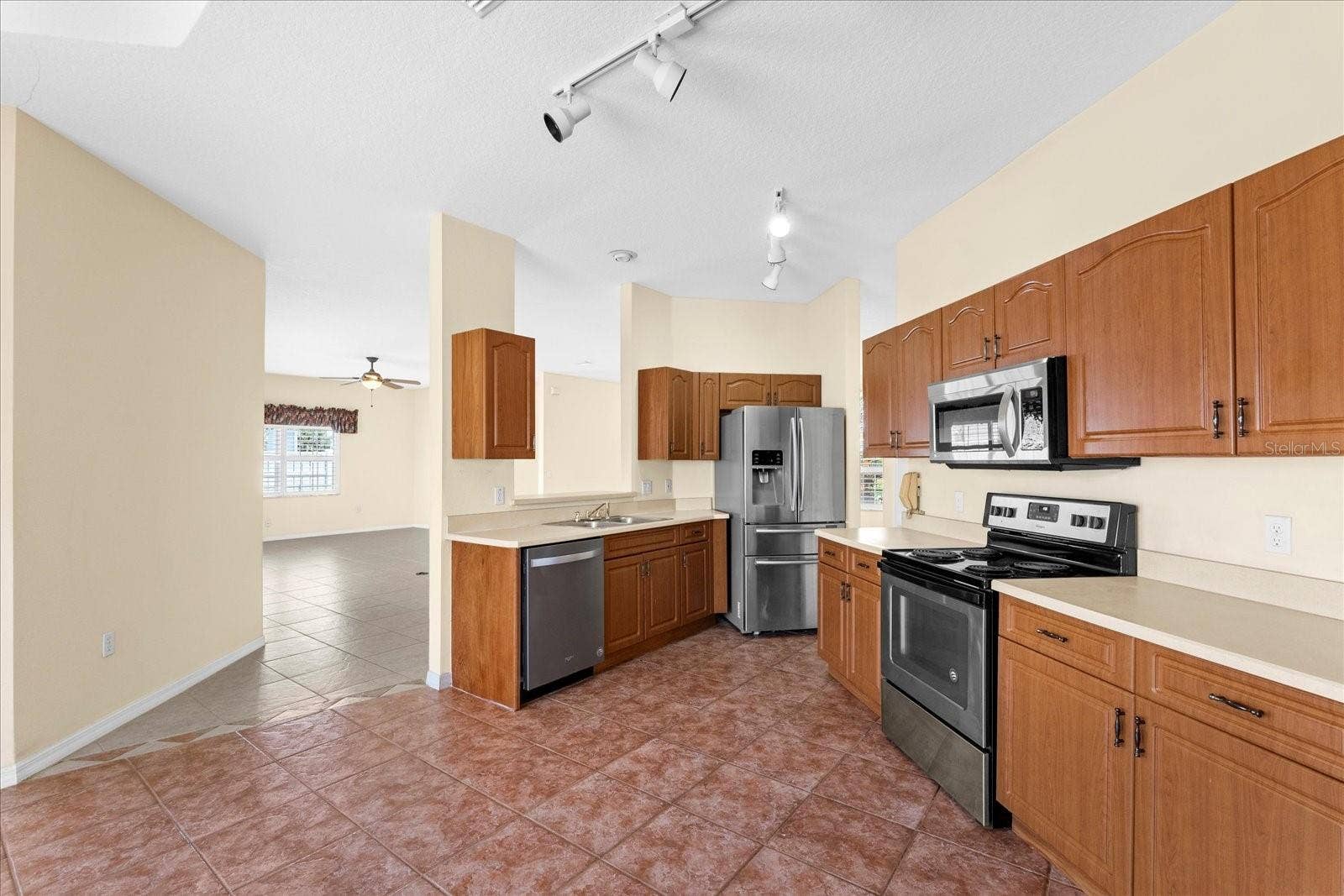 7 BEACHSIDE DRIVE, Palm Coast, FL 32137 7 BEACHSIDE DRIVE, Palm Coast, FL 32137