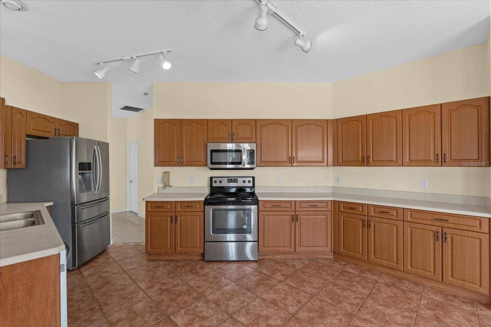 7 BEACHSIDE DRIVE, Palm Coast, FL 32137 7 BEACHSIDE DRIVE, Palm Coast, FL 32137