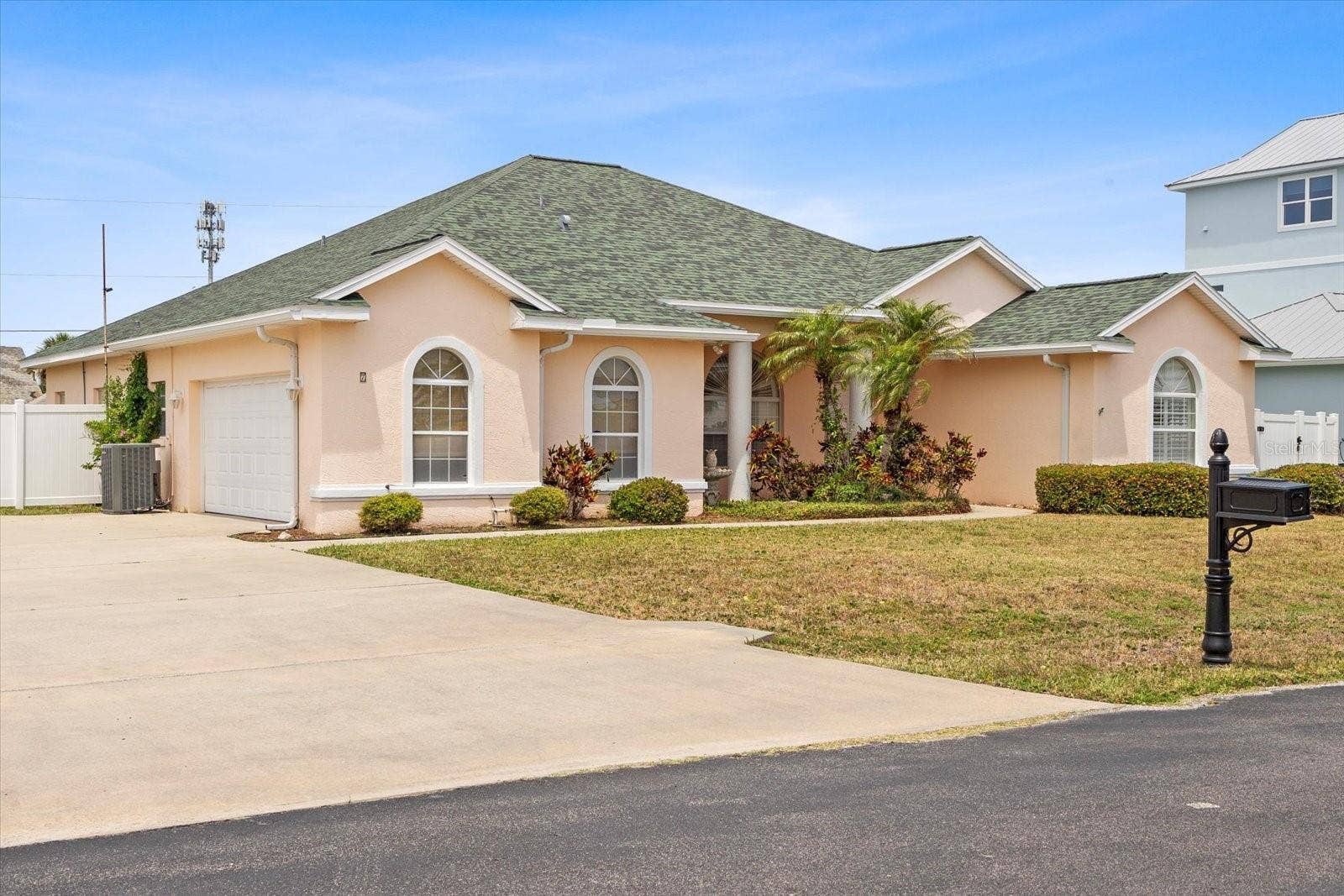 7 BEACHSIDE DRIVE, Palm Coast, FL 32137 7 BEACHSIDE DRIVE, Palm Coast, FL 32137