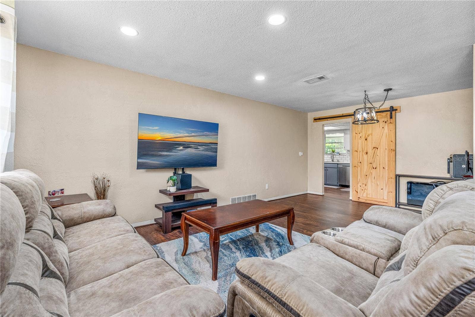 918 WELLS DRIVE, South Daytona, FL 32119 918 WELLS DRIVE, South Daytona, FL 32119