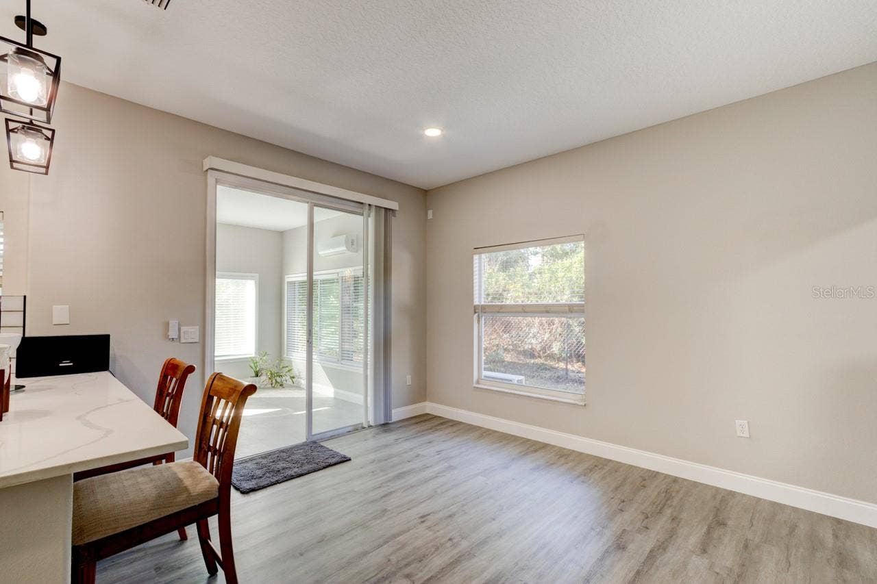 37 WOODLYN LANE, Palm Coast, FL 32164 37 WOODLYN LANE, Palm Coast, FL 32164