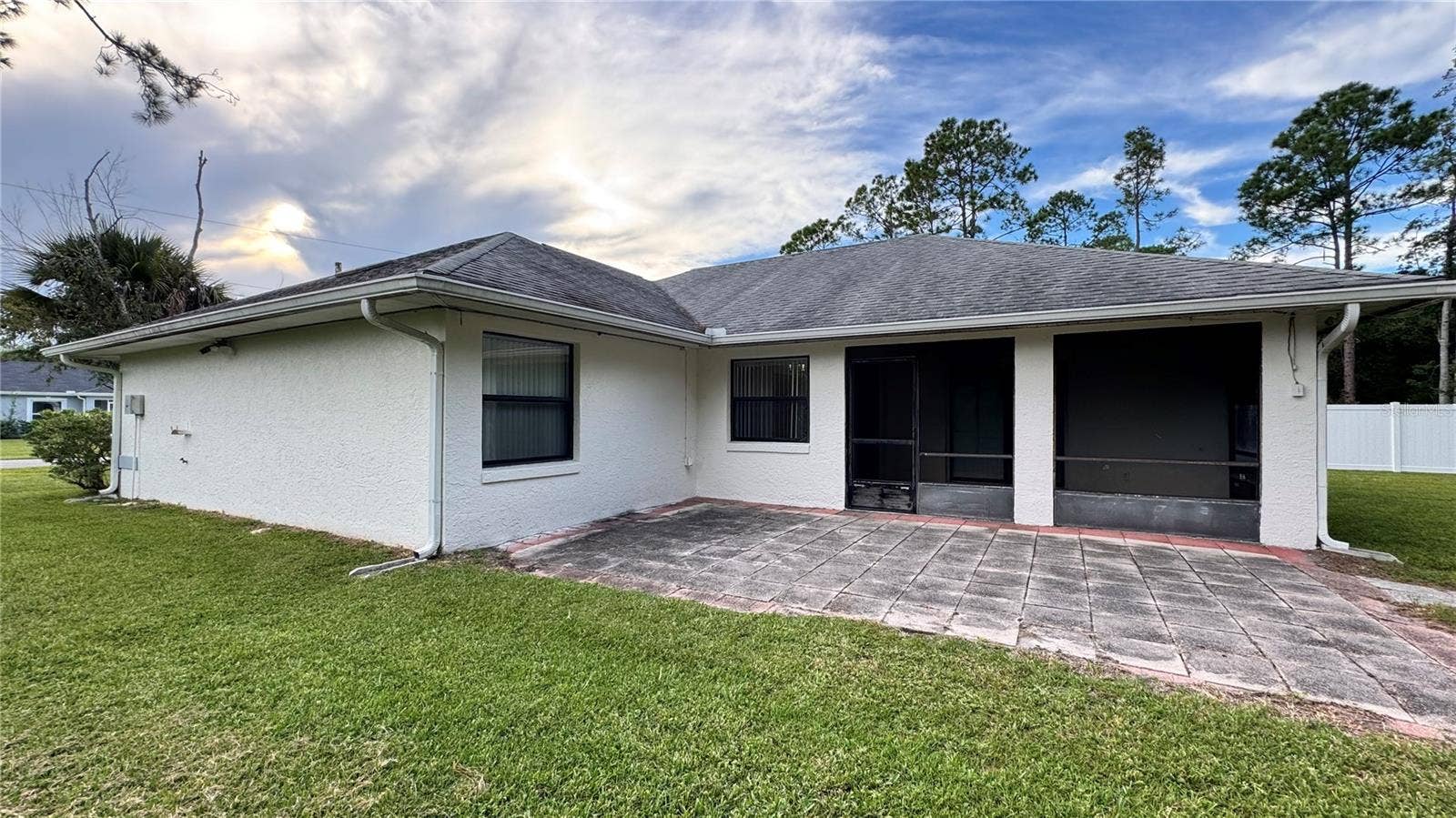 29 WHITE DEER LANE, Palm Coast, FL 32164