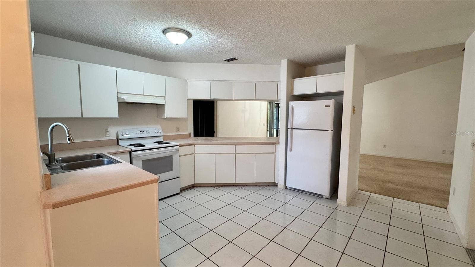 29 WHITE DEER LANE, Palm Coast, FL 32164
