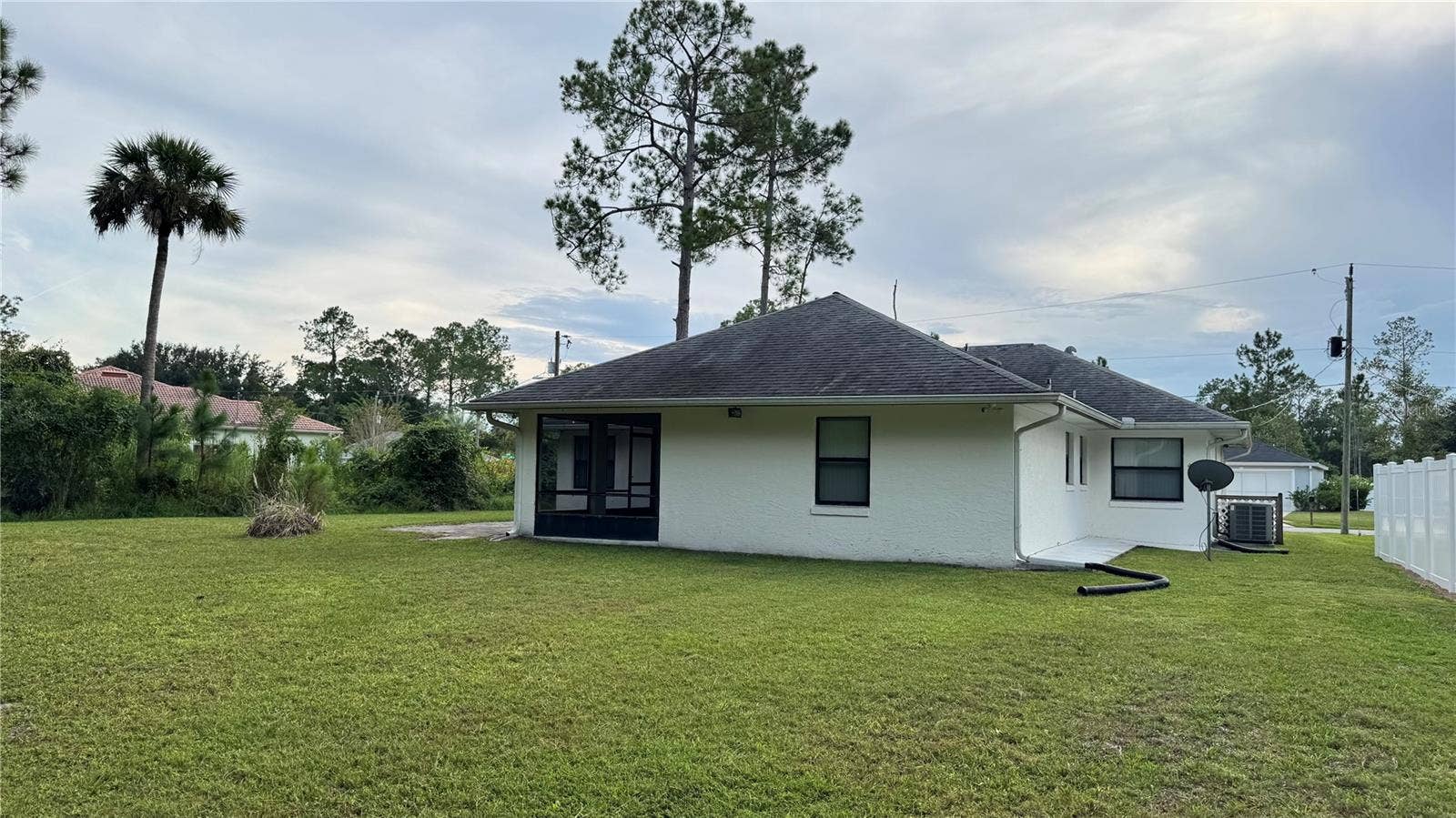 29 WHITE DEER LANE, Palm Coast, FL 32164