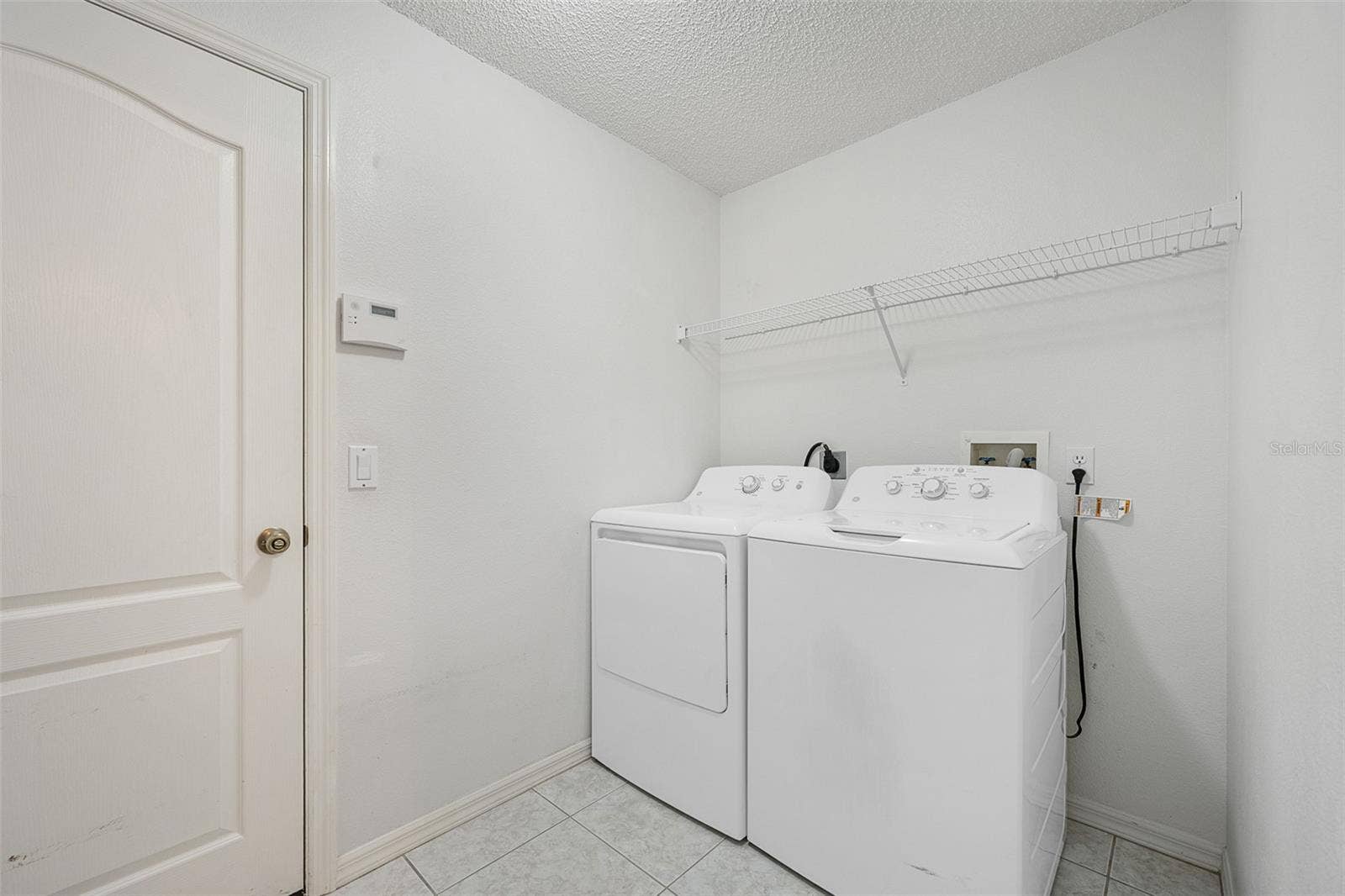 Washer & Dryer stays