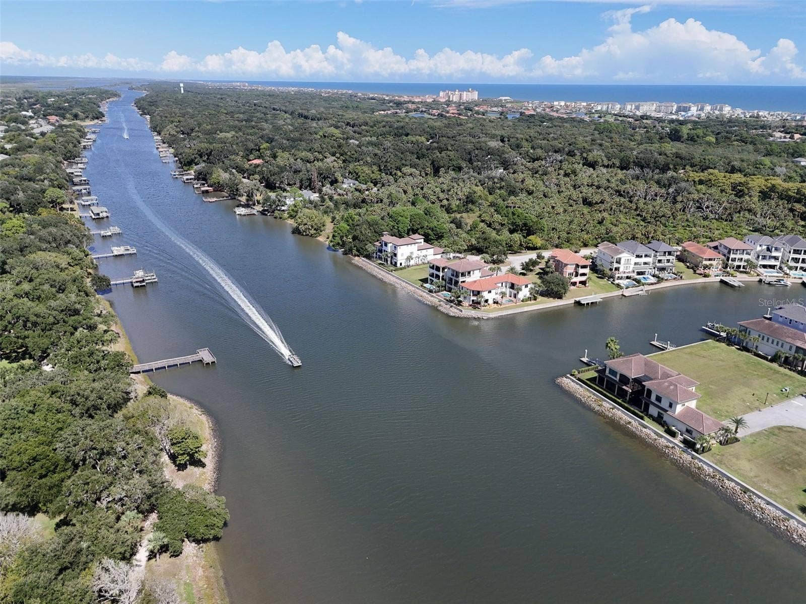 4 OAKVIEW COURT, Palm Coast, FL 32137