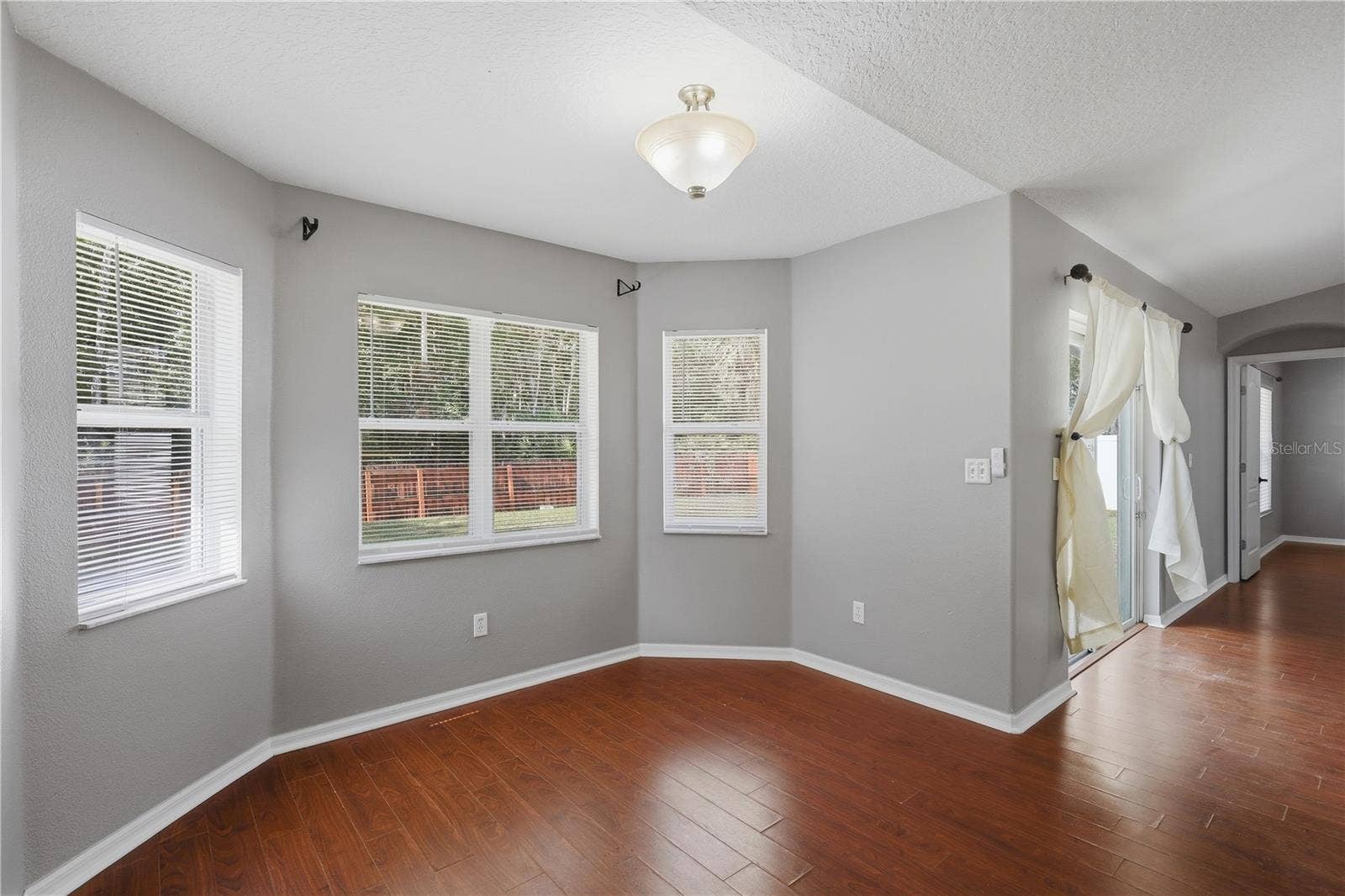 90 ZEPHYR LILY TRAIL, Palm Coast, FL 32164 90 ZEPHYR LILY TRAIL, Palm Coast, FL 32164