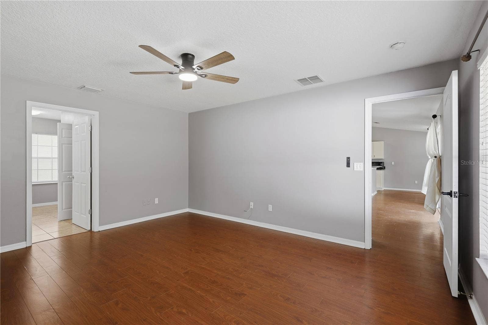 90 ZEPHYR LILY TRAIL, Palm Coast, FL 32164 90 ZEPHYR LILY TRAIL, Palm Coast, FL 32164