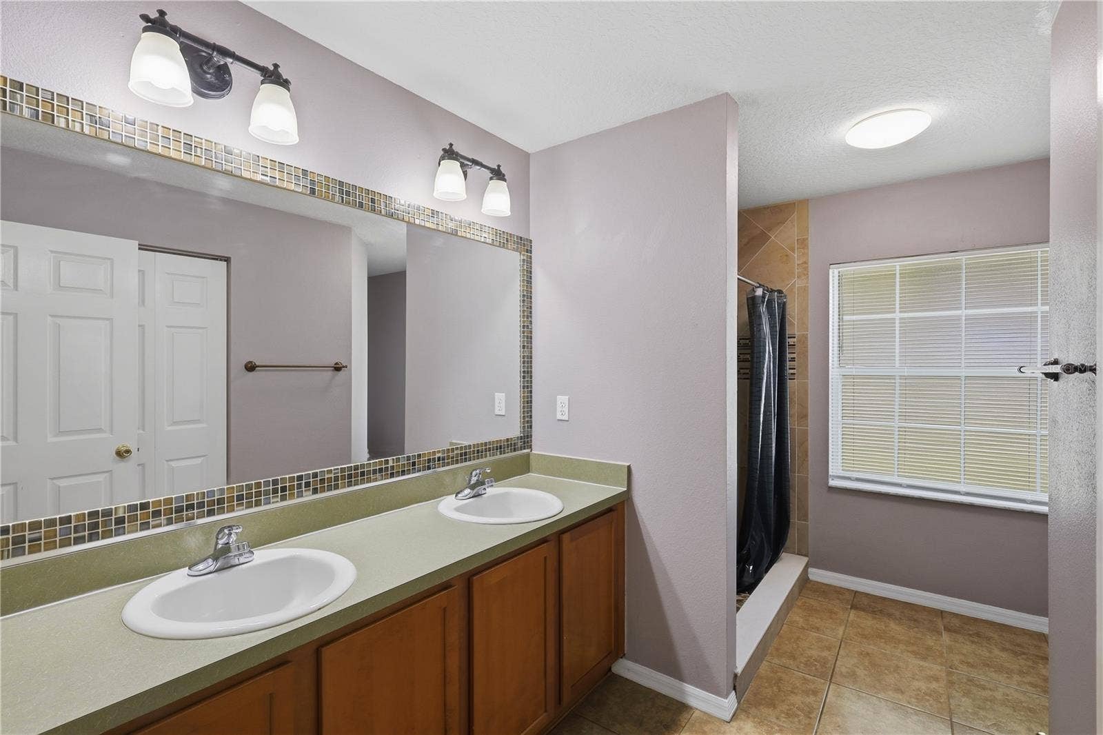 90 ZEPHYR LILY TRAIL, Palm Coast, FL 32164 90 ZEPHYR LILY TRAIL, Palm Coast, FL 32164