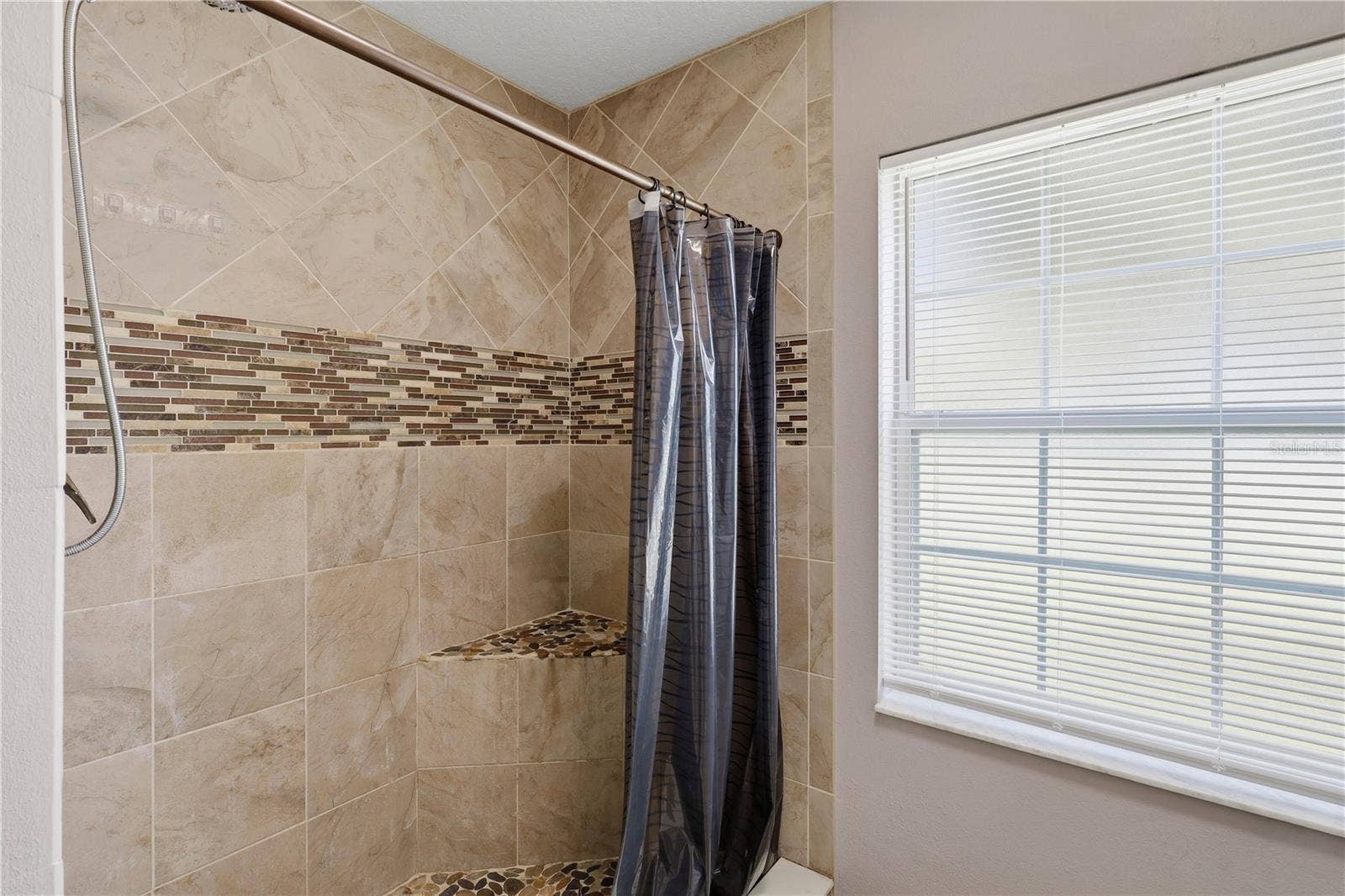 90 ZEPHYR LILY TRAIL, Palm Coast, FL 32164 90 ZEPHYR LILY TRAIL, Palm Coast, FL 32164