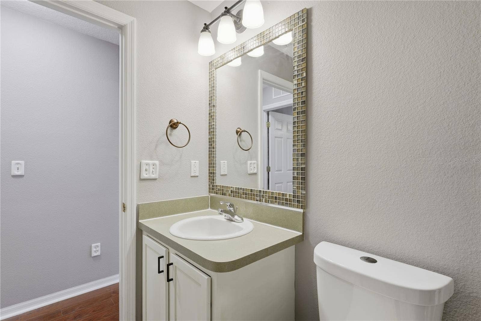 90 ZEPHYR LILY TRAIL, Palm Coast, FL 32164 90 ZEPHYR LILY TRAIL, Palm Coast, FL 32164