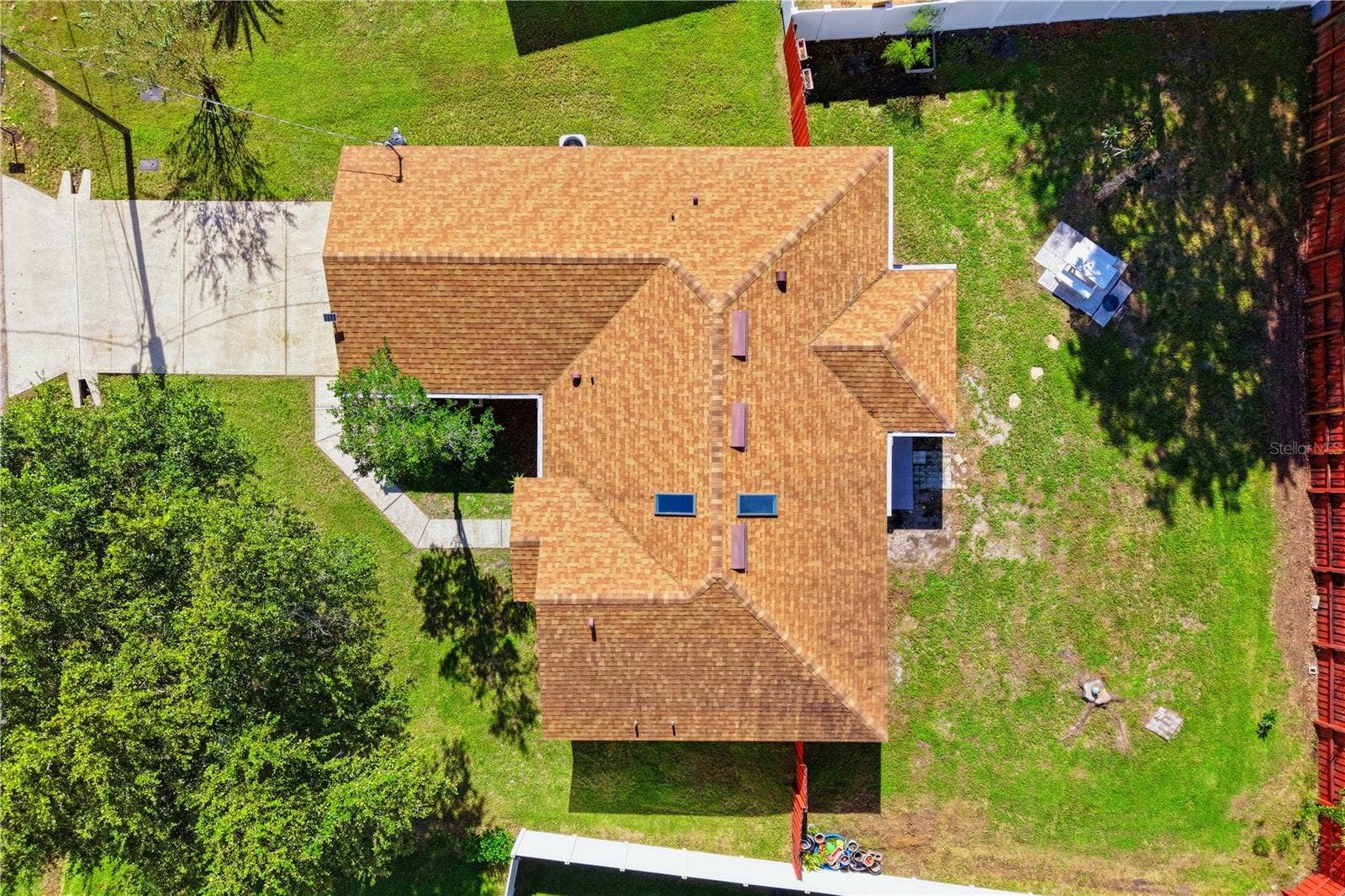 90 ZEPHYR LILY TRAIL, Palm Coast, FL 32164 90 ZEPHYR LILY TRAIL, Palm Coast, FL 32164