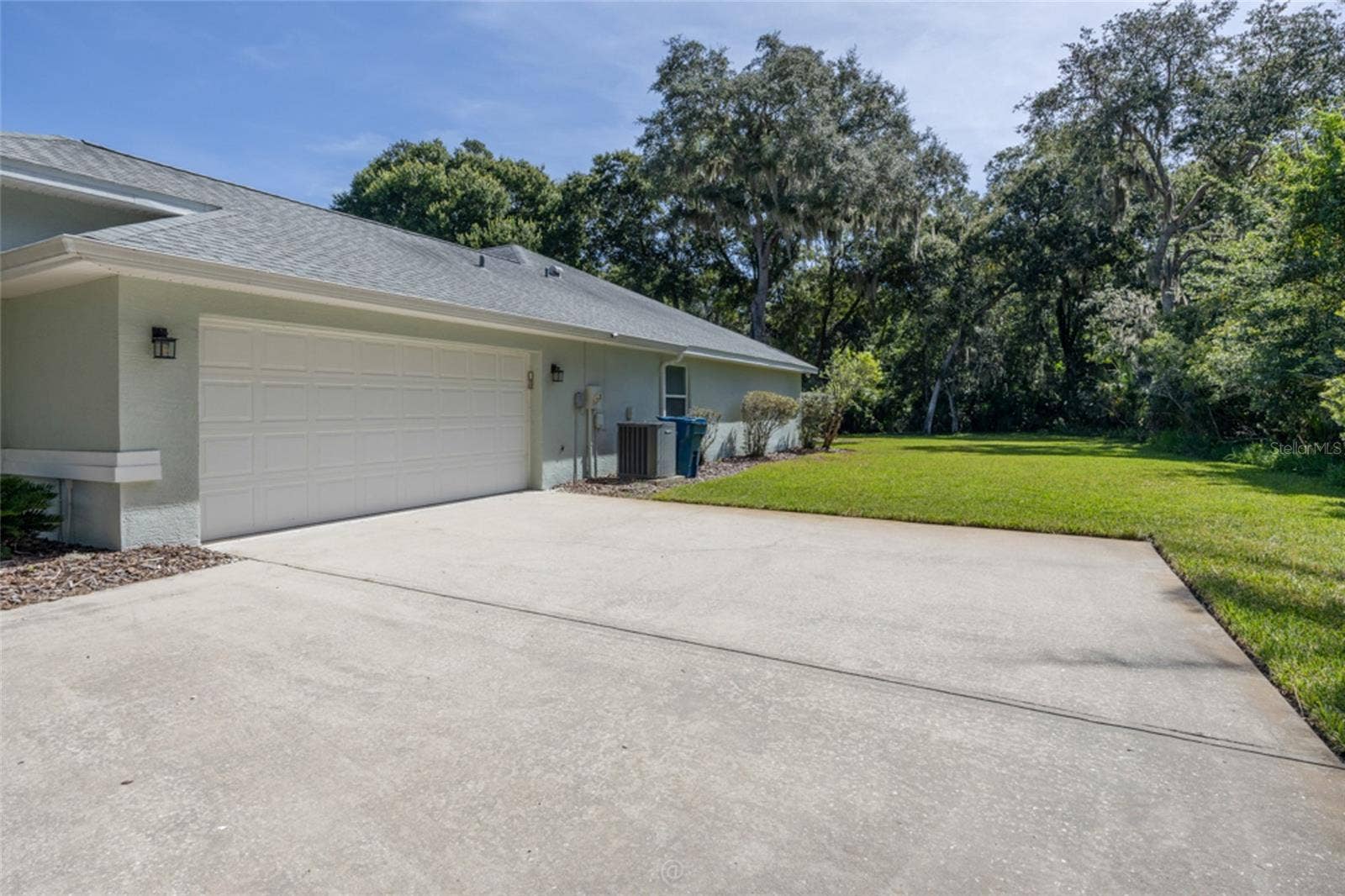 3755 CARRICK DRIVE, Ormond Beach, FL 32174 Side entry garage