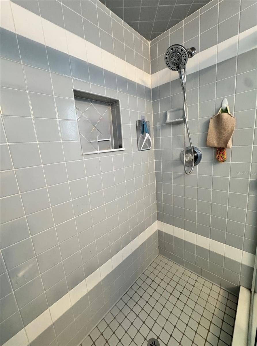 8 WHIPPOORWILL DRIVE, Palm Coast, FL 32164 8 WHIPPOORWILL DRIVE, Palm Coast, FL 32164