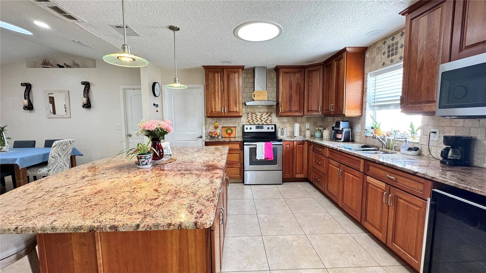 8 WHIPPOORWILL DRIVE, Palm Coast, FL 32164 8 WHIPPOORWILL DRIVE, Palm Coast, FL 32164