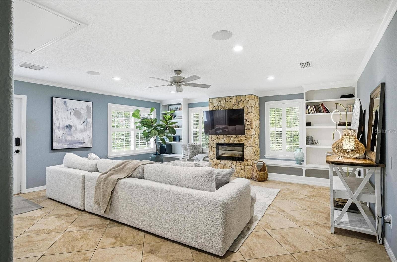 10 PAMELA PARKWAY, Palm Coast, FL 32137