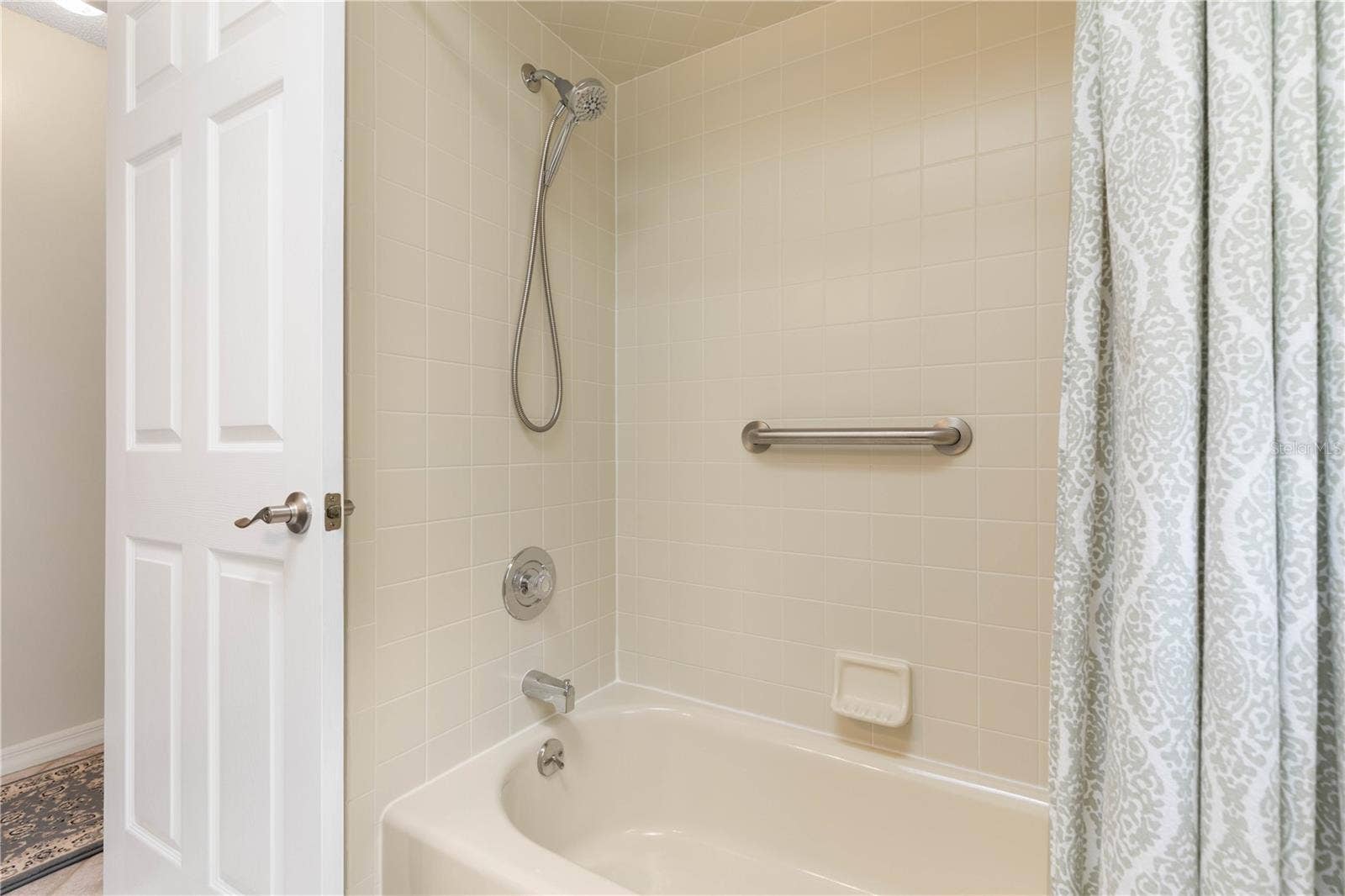 Tub & Shower
