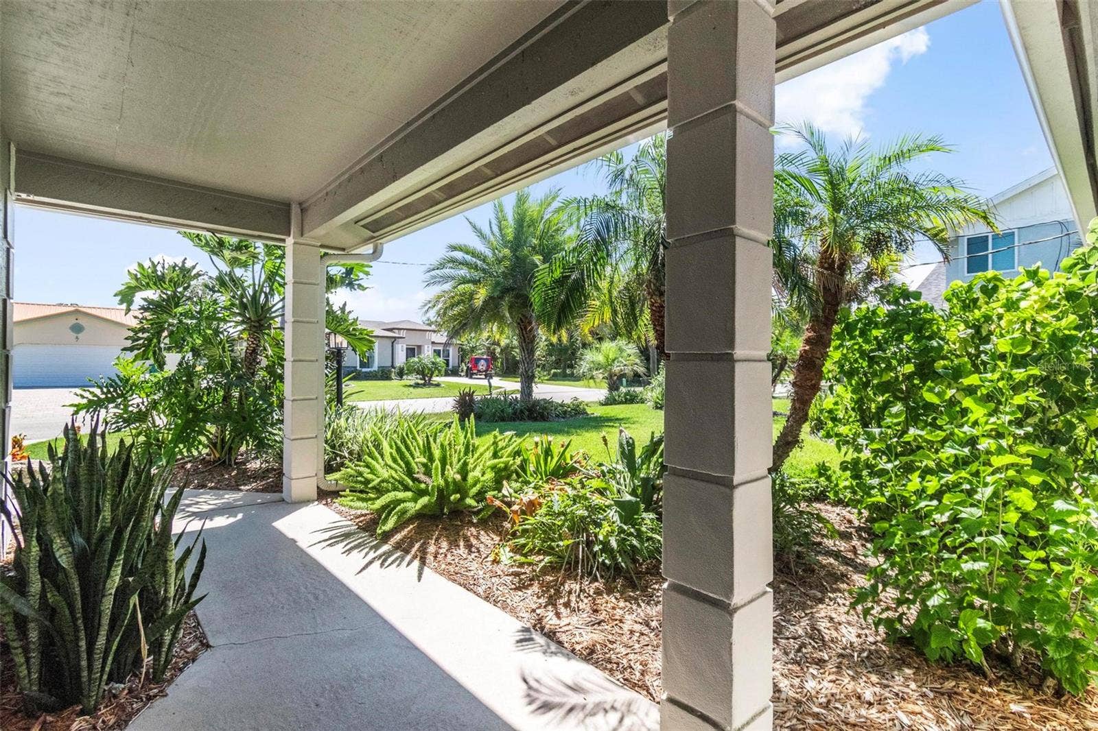 8 FLEMING COURT, Palm Coast, FL 32137 8 FLEMING COURT, Palm Coast, FL 32137