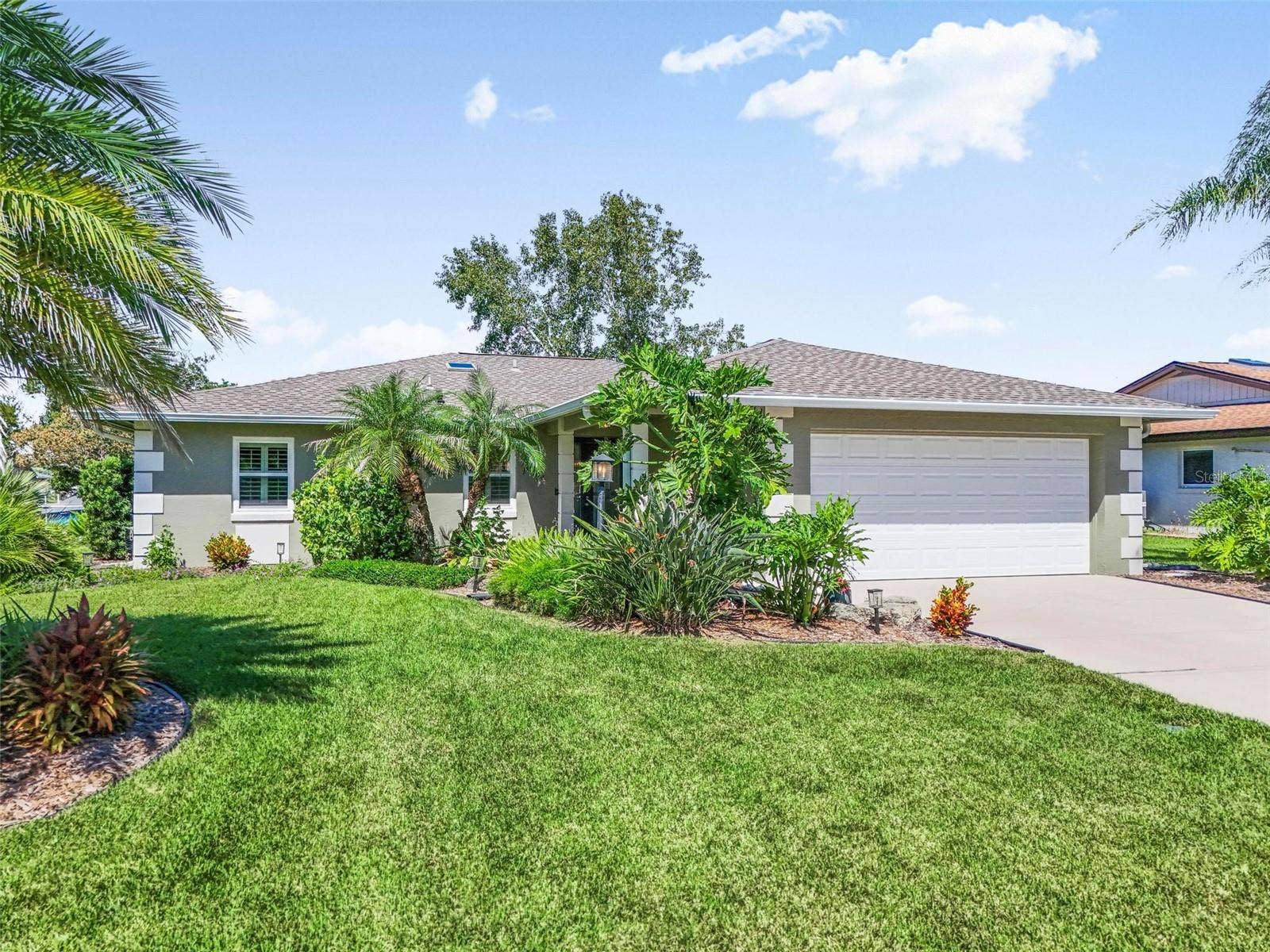8 FLEMING COURT, Palm Coast, FL 32137 8 FLEMING COURT, Palm Coast, FL 32137