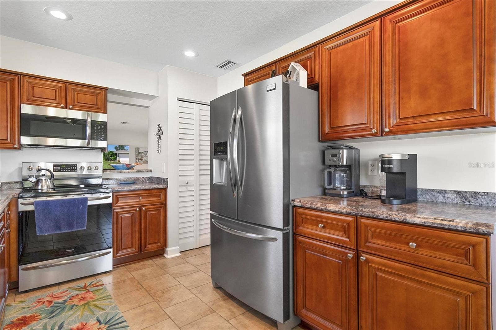 8 FLEMING COURT, Palm Coast, FL 32137 8 FLEMING COURT, Palm Coast, FL 32137