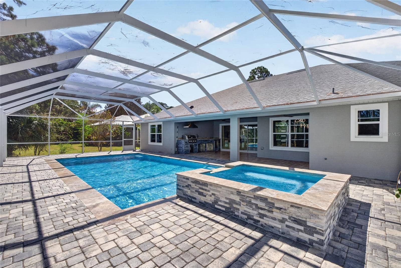 16 BUNKER HILL DRIVE, Palm Coast, FL 32137