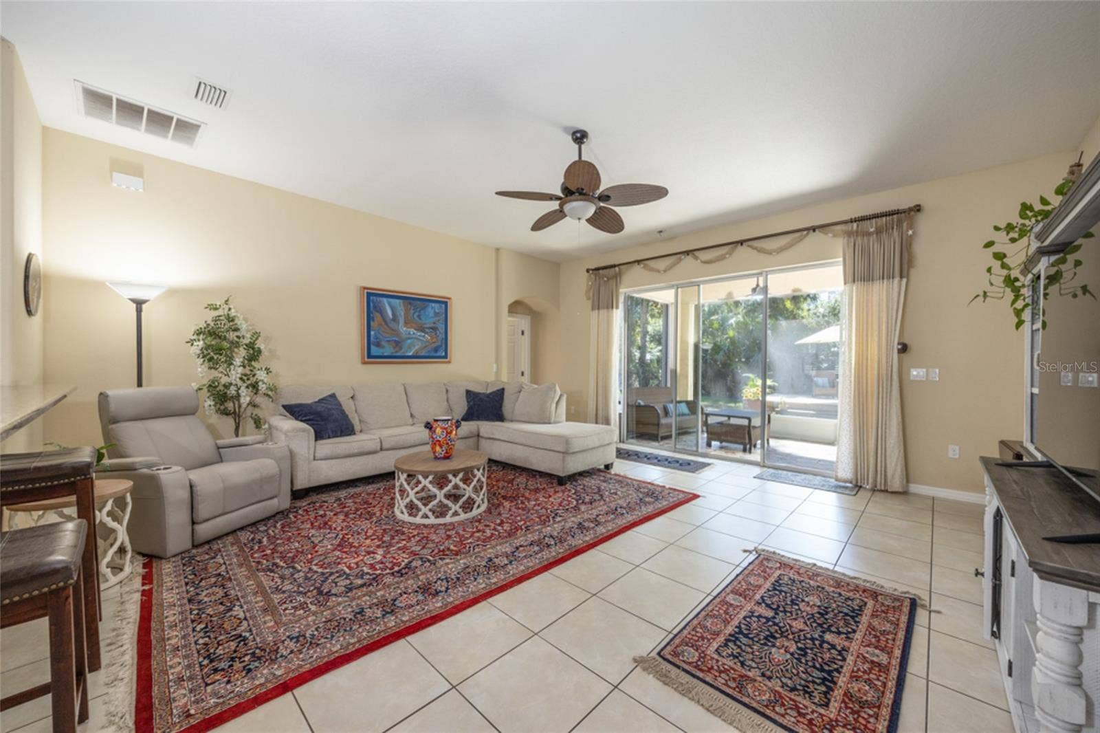 19 SECKEL COURT, Palm Coast, FL 32137 19 SECKEL COURT, Palm Coast, FL 32137