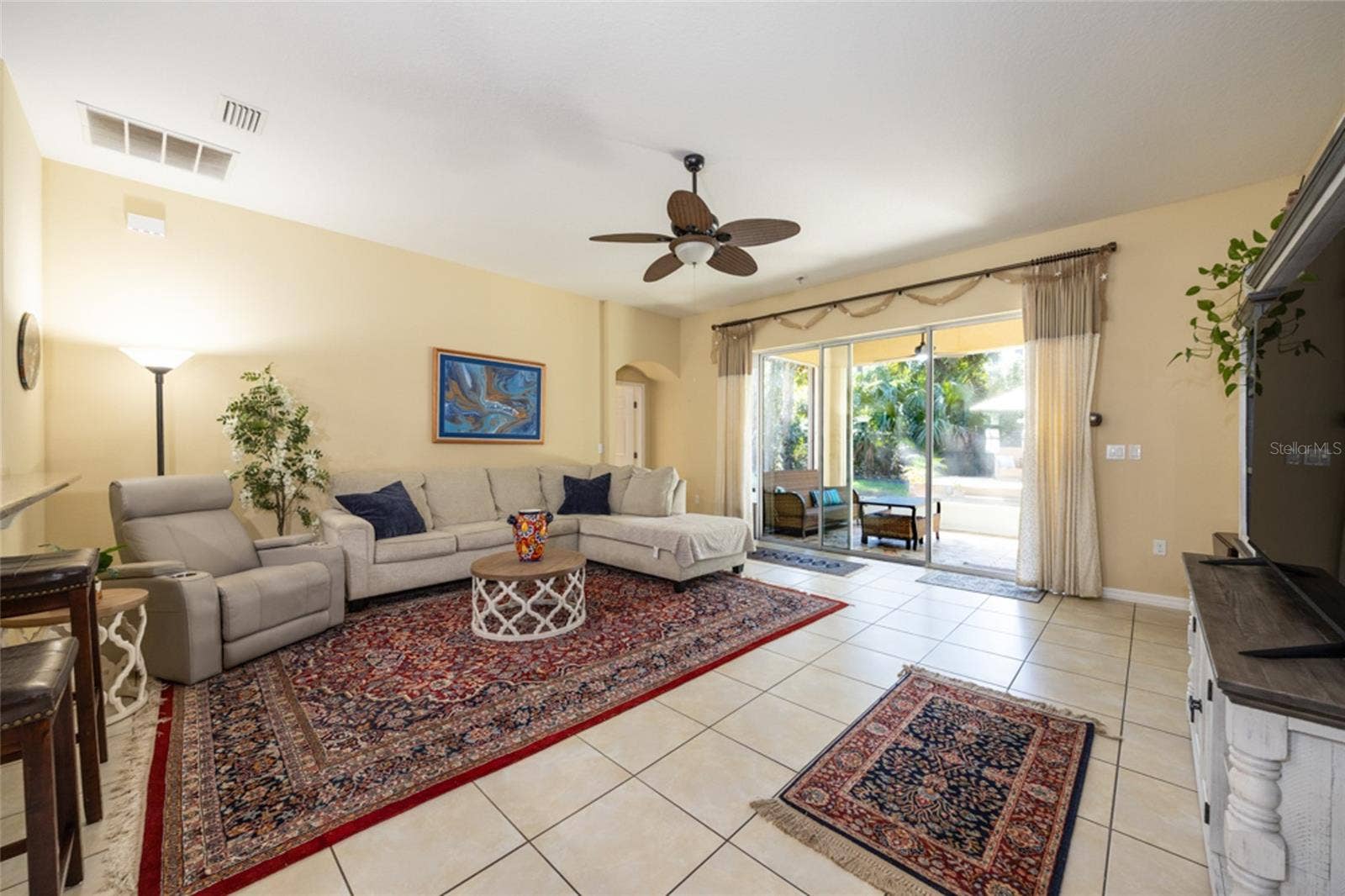 19 SECKEL COURT, Palm Coast, FL 32137 19 SECKEL COURT, Palm Coast, FL 32137